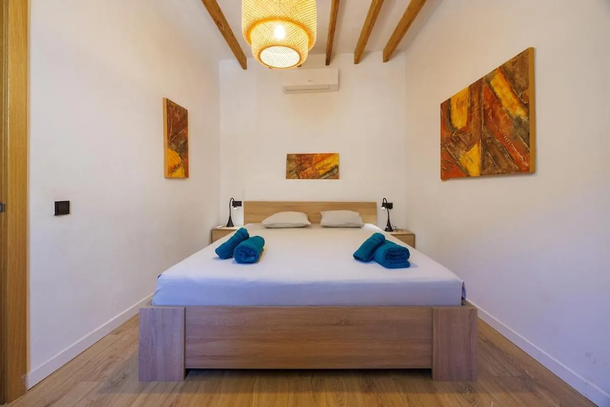 Вилла Newly Renovated House With Pool In Sineu Center
