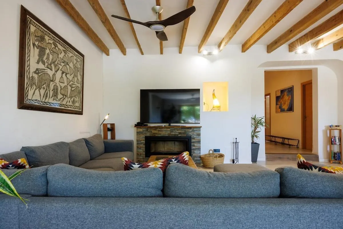 Дом отдыха Вилла Newly Renovated House With Pool In Sineu Center Испания