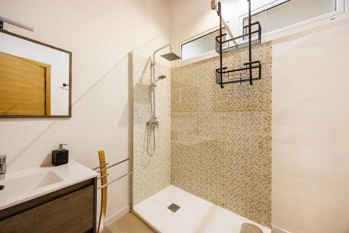 Newly Renovated House With Pool In Sineu Center Vila Espanha
